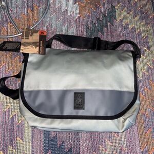 NWT - Classic Messenger Bag Grey 2015 made in USA